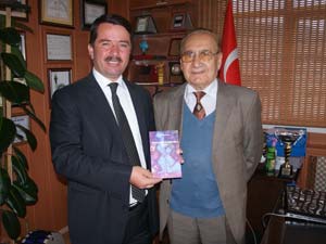 Yazar Mustafa Okumuş, Beyoğlu Belediyesini ziyaret etti