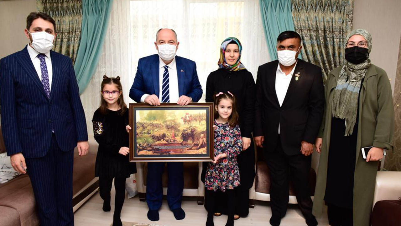 Kahramanmaraş Valisi Ömer Faruk Coşkun, şehit ve gazi ailelerini ziyaret etti