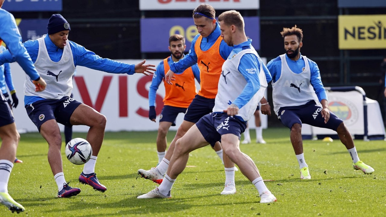 Fenerbahçe derbi hazırlıklarını sürdürdü