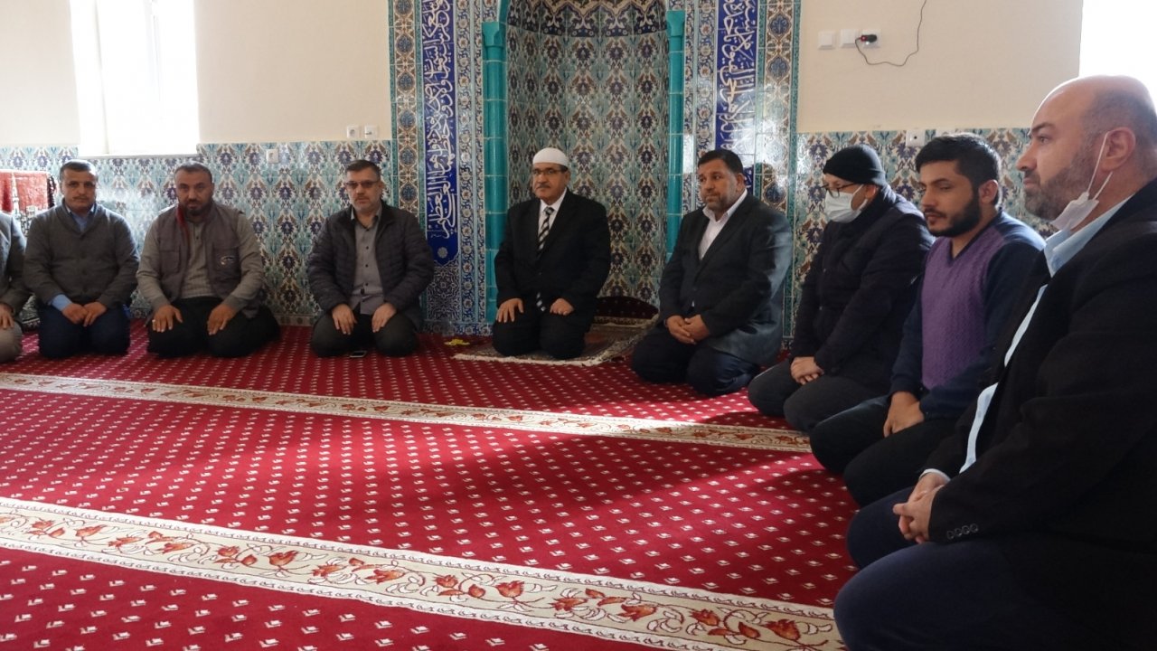 Kahramanmaraş’ta Sezai Karakoç için hatim indirildi