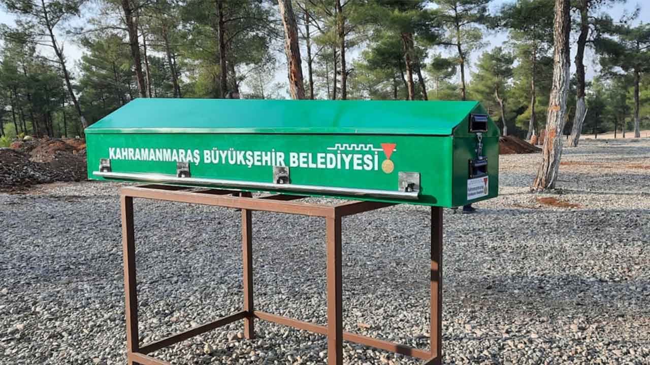 Halk Ozanı Eshabil Karademir’in oğlu Emin Karademir son yolculuğuna uğurlandı
