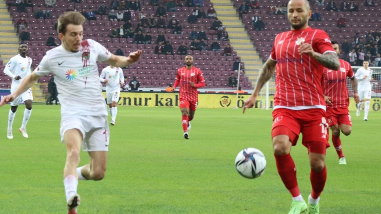 Spor Toto Süper Lig: A. Hatayspor: 3 - Antalyaspor: 1 (Maç Sonucu)