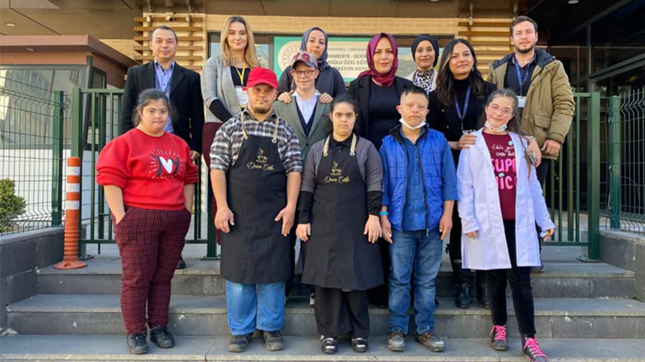 Kipaş Holding Çalışanların’ndan Engelliler Gününde Anlamlı Ziyaret