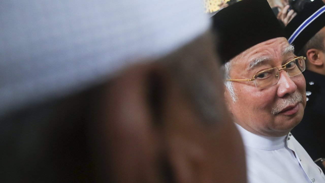 Malezya’da eski Başbakan Najib hakkındaki mahkumiyet kararı onandı