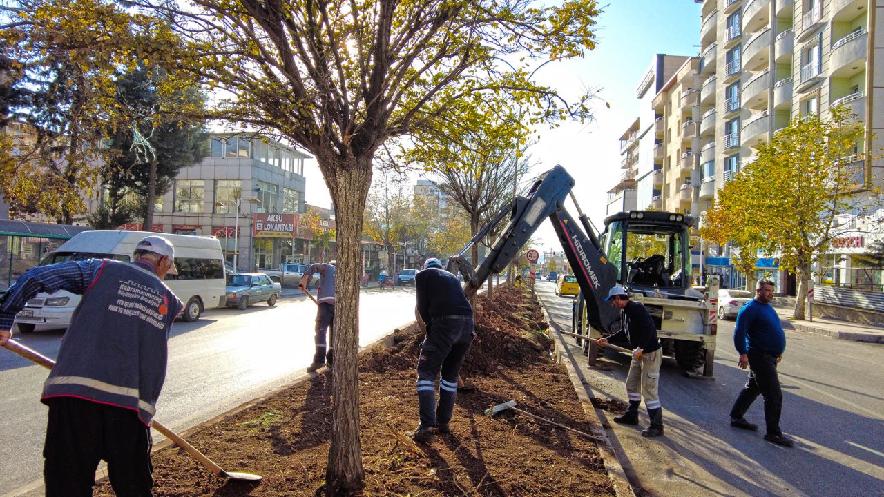 Pazarcık’ın Arterlerine Yeşil Kuşak