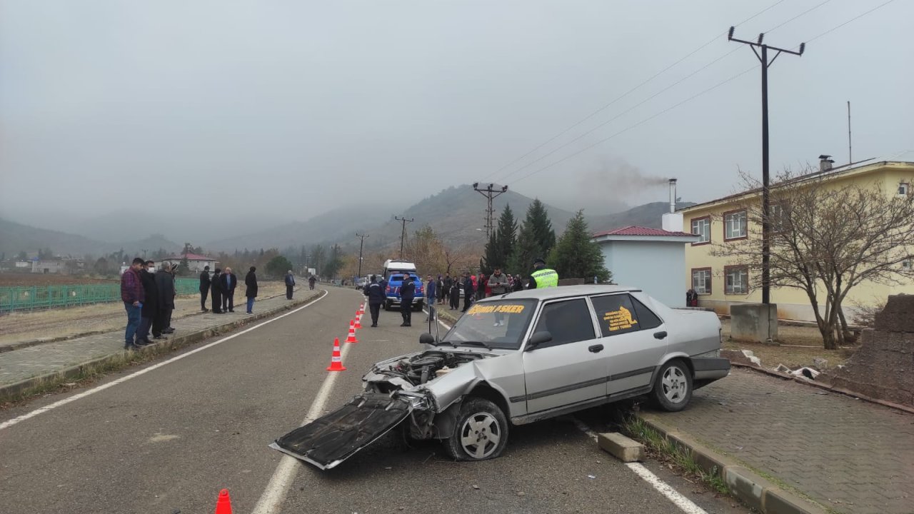 Kahramanmaraş’ta otomobil bahçe duvarına çarptı: 1 ölü 