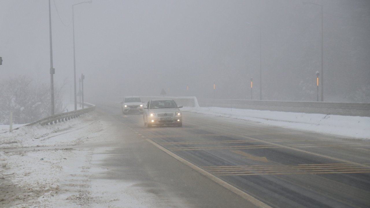 Bolu Dağı’nda kar kalınlığı 1 metreye ulaştı