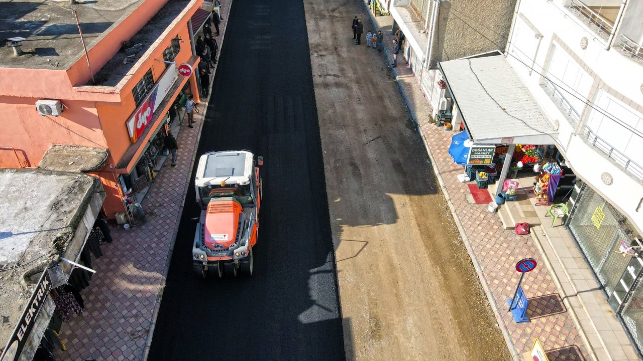 Narlı’da Yollar Büyükşehirle Yenilendi