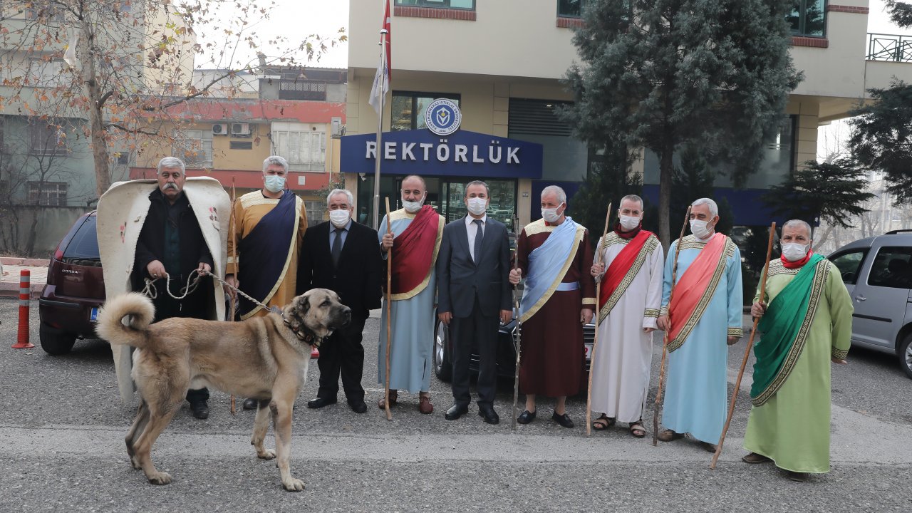 Rektör Özgül Afşin Gönülder üyelerini kabul etti