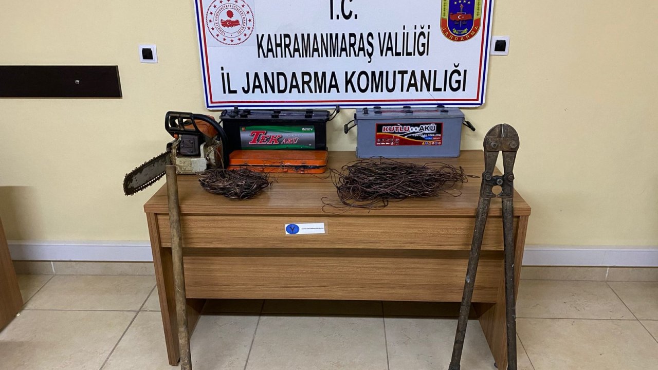 Kahramanmaraş’ta araç akü hırsızları sonunda yakalandı