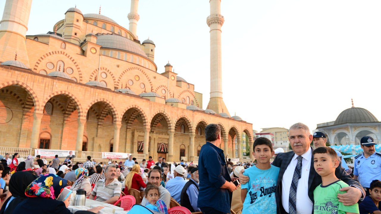 Başkan Mahçiçek Regaip Kandili mesajı yayımladı