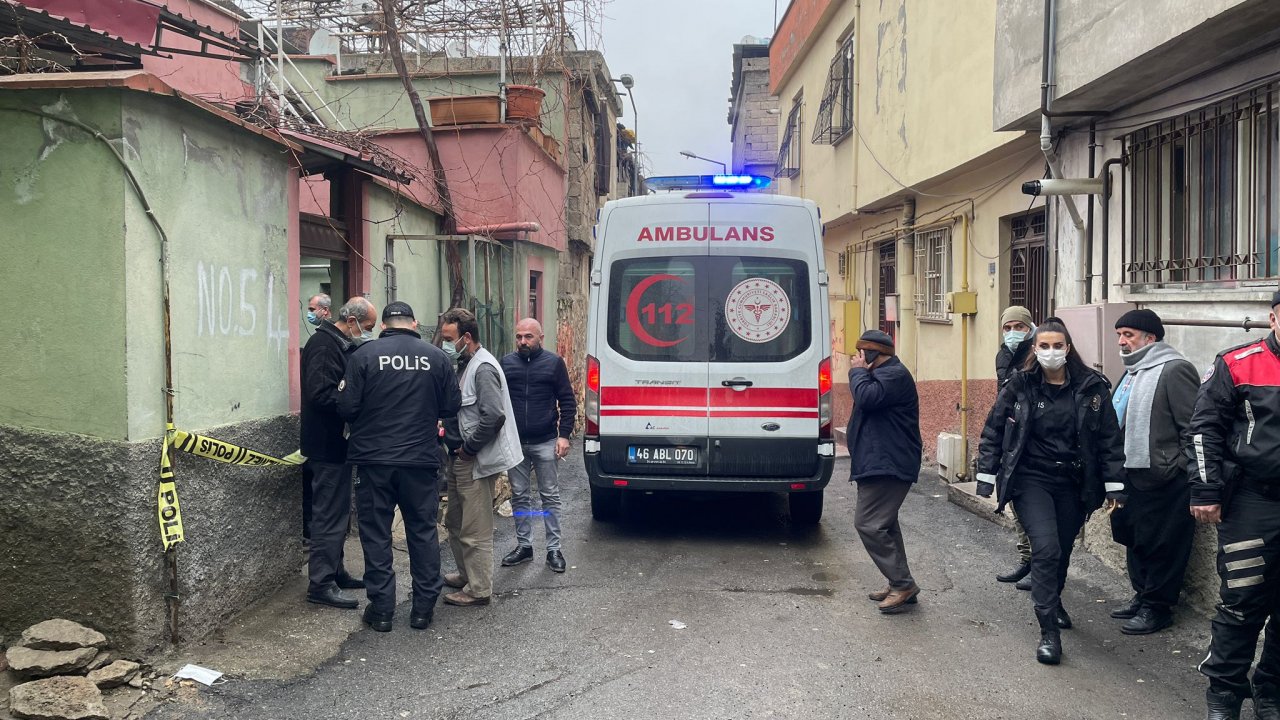 Kahramanmaraş’ta elektrik sobasından çıkan yangın can aldı