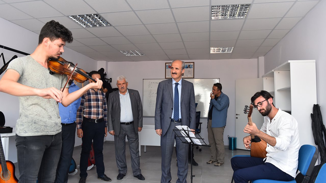 Haydi Gençler Dulkadiroğlu Gençlik Merkezine