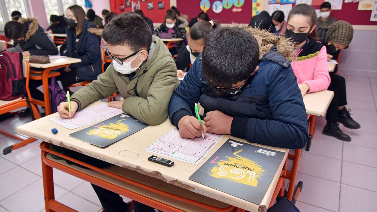 Göksun’da Öğrencileri Sınavlara Belediye Hazırlıyor