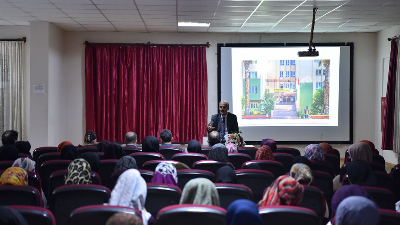 Geleceğimizin Anahtarı Sizlersiniz