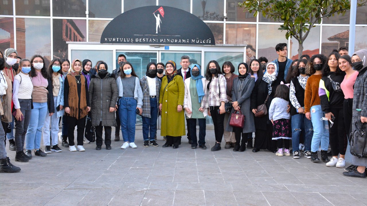 Gençler İçin ‘Şehir Okumaları’ Etkinliği düzenlendi