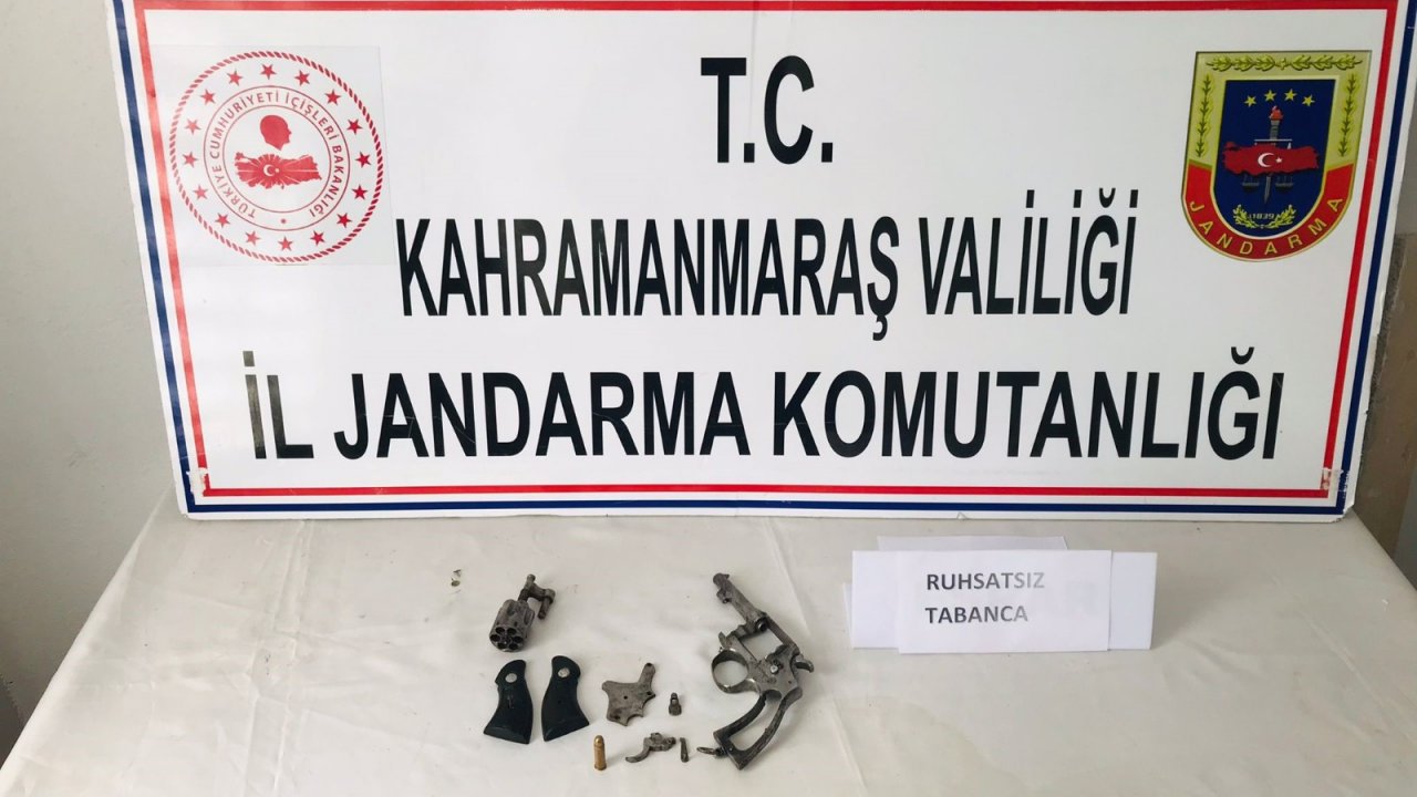 Pazarcık’ta ruhsatsız tabanca ele geçirildi 