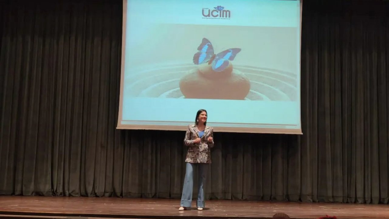 Kadın ve Çocuk Söyleşisi Düzenlendi