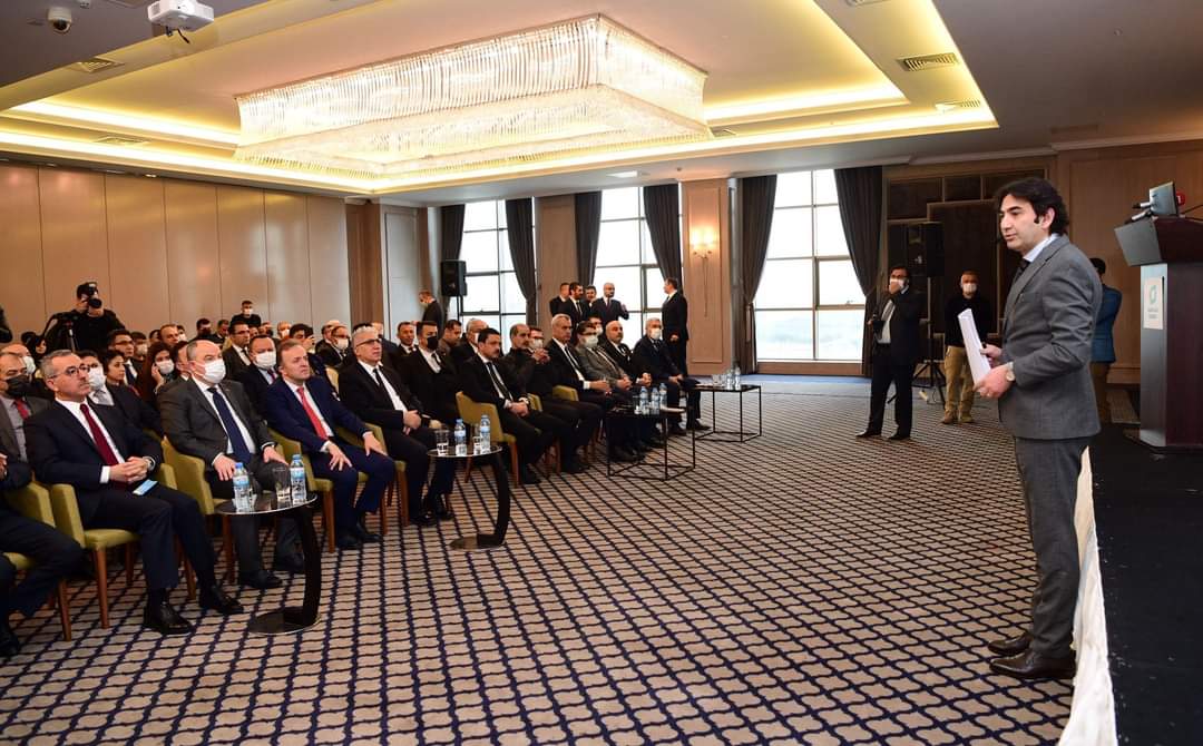 Medya operasyonlarının çığ gibi büyüdüğü  bir dönemi yaşıyoruz