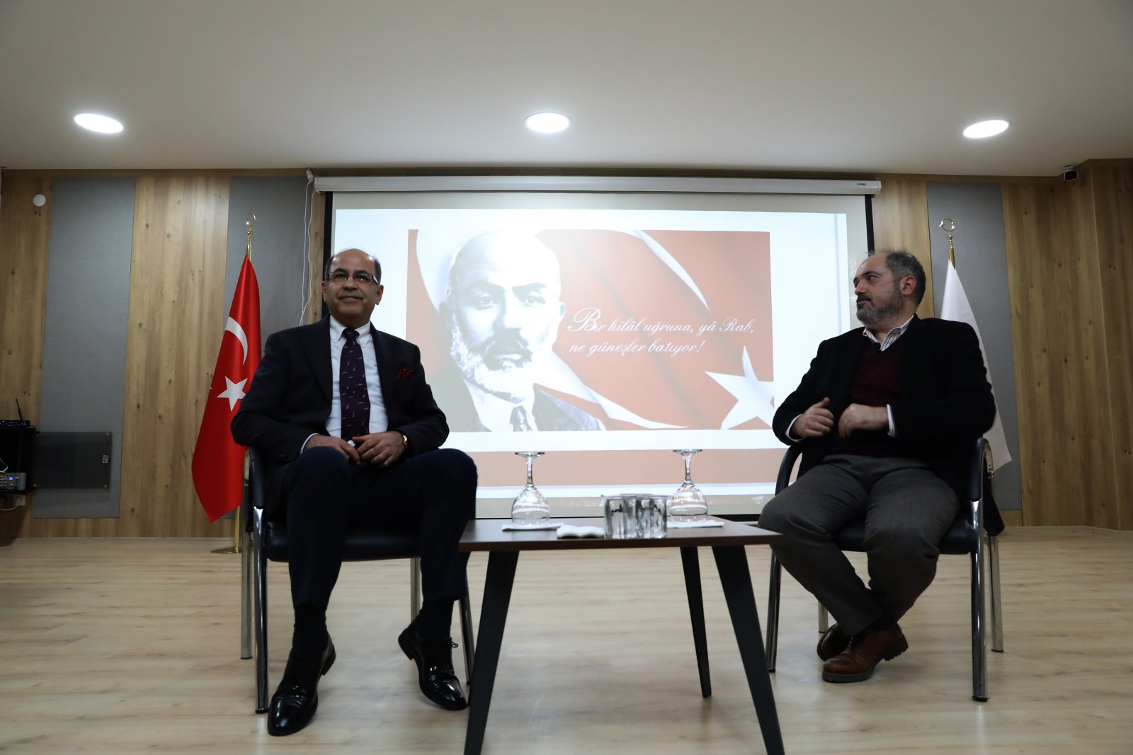İstiklal Marşı’nın Yazıldığı Dönemde Ondan Daha Güzel Bir Şiir Yok