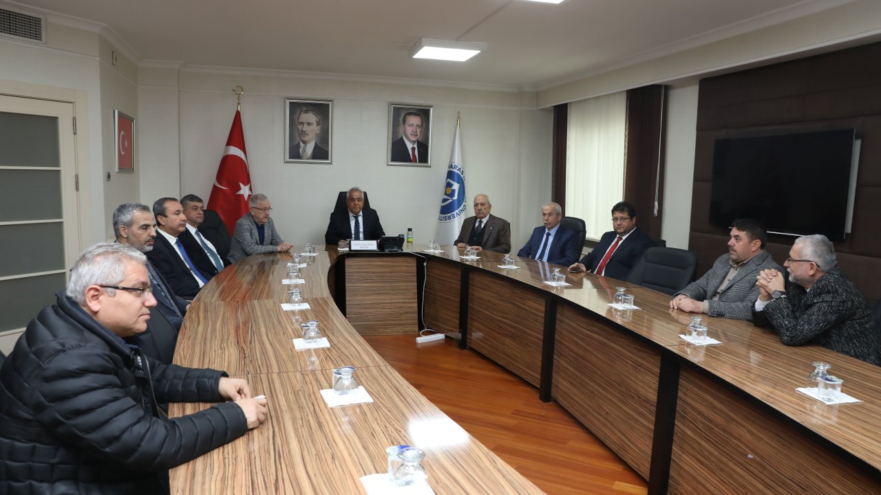 Hayırsever İşadamlarından KİÜ’ye Araç Desteği