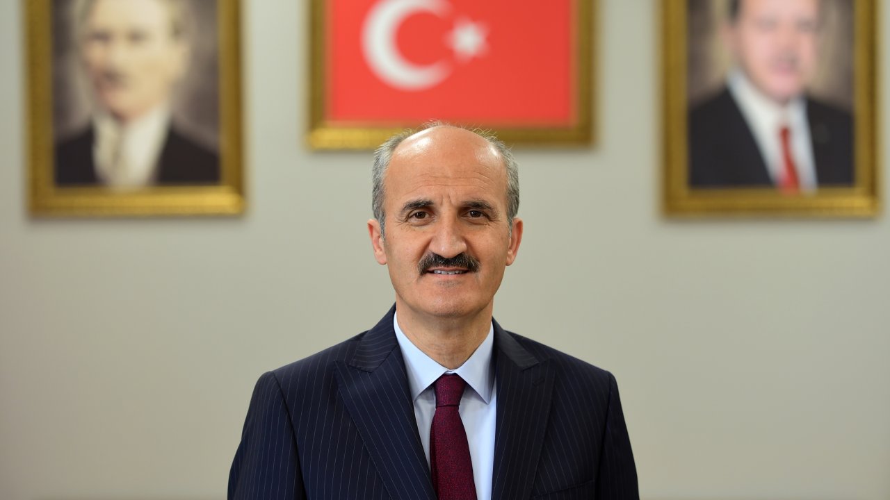 Aziz şehitlerimizden aldığımız güçle çalışmaya, üretmeye ve inşa etmeye devam ediyoruz