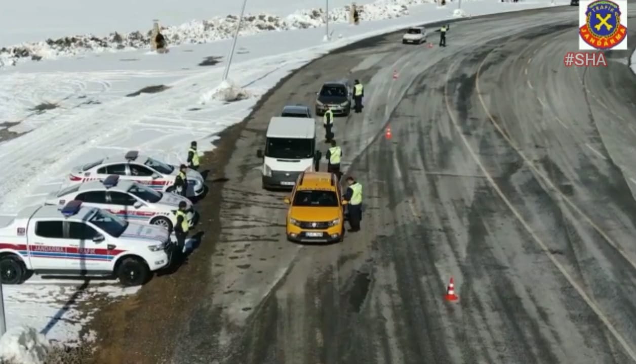 Kahramanmaraş’ta jandarma havadan denetledi