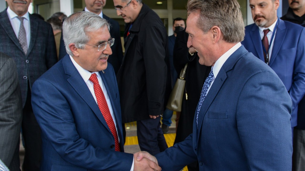 ABD Ankara Büyükelçisi KSÜ Ziyaretinde bulundu