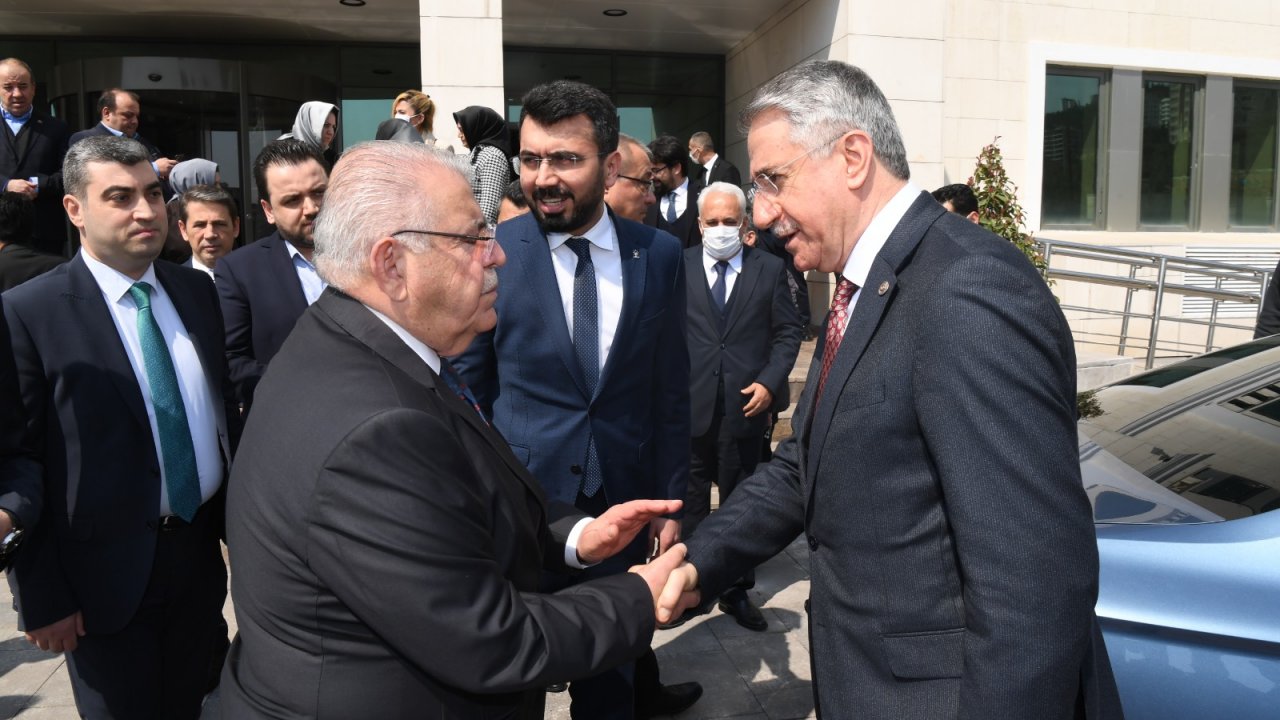 Onikişubat Belediyesi, Hanefi Mahçiçek’in başkanlığında en iyi şekilde yönetiliyor