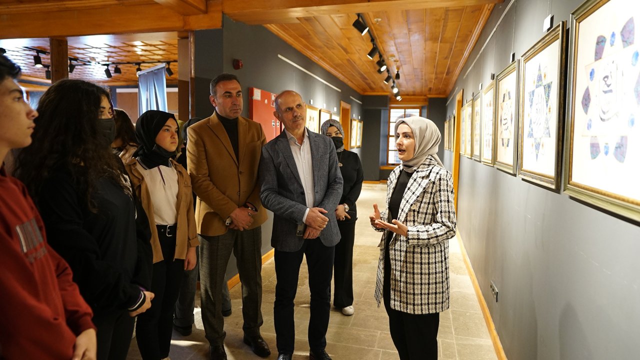 Esma'ül Hüsna Sergisi Açıldı