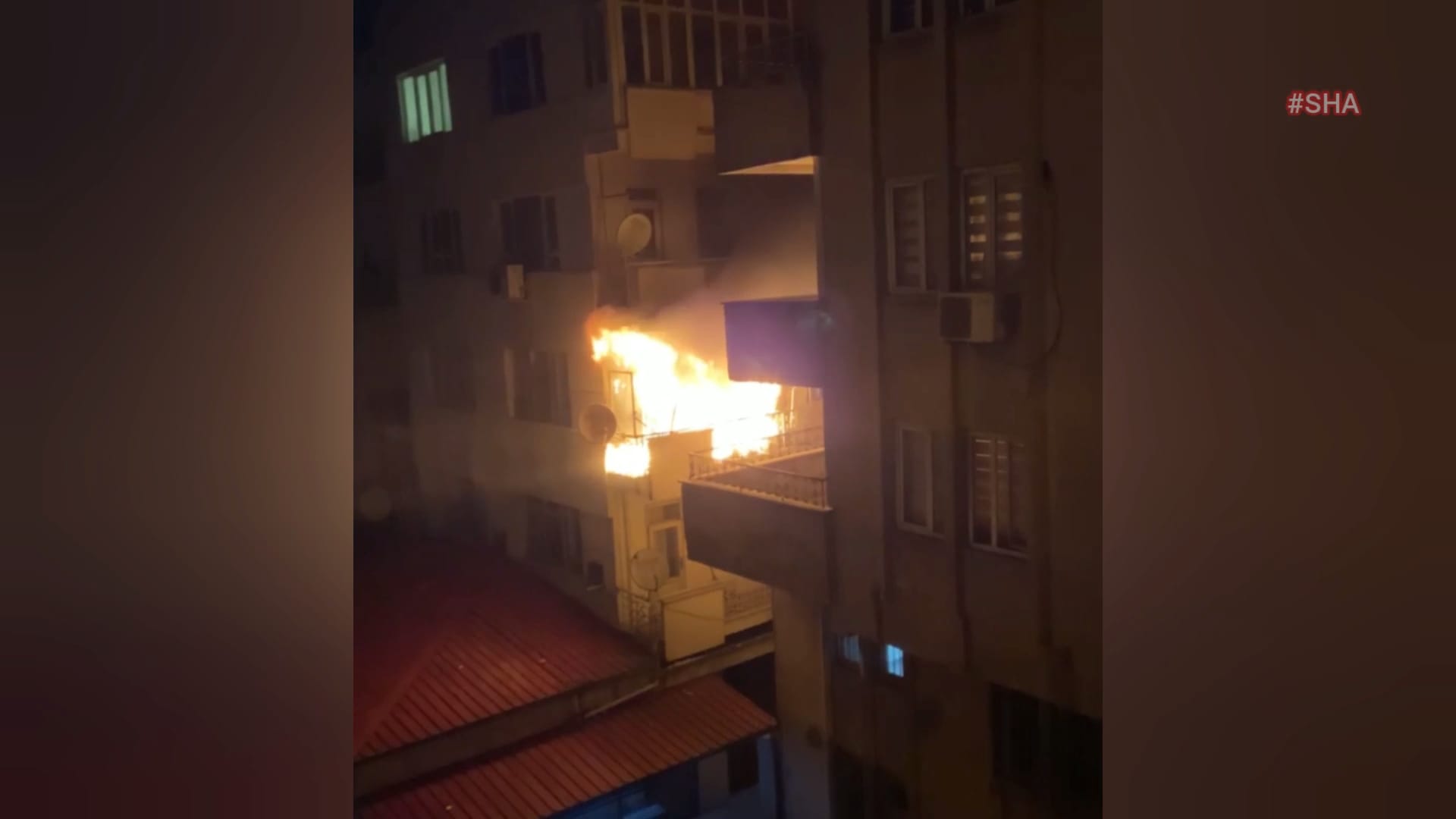 Kahramanmaraş’ta balkon yangını paniğe neden oldu 