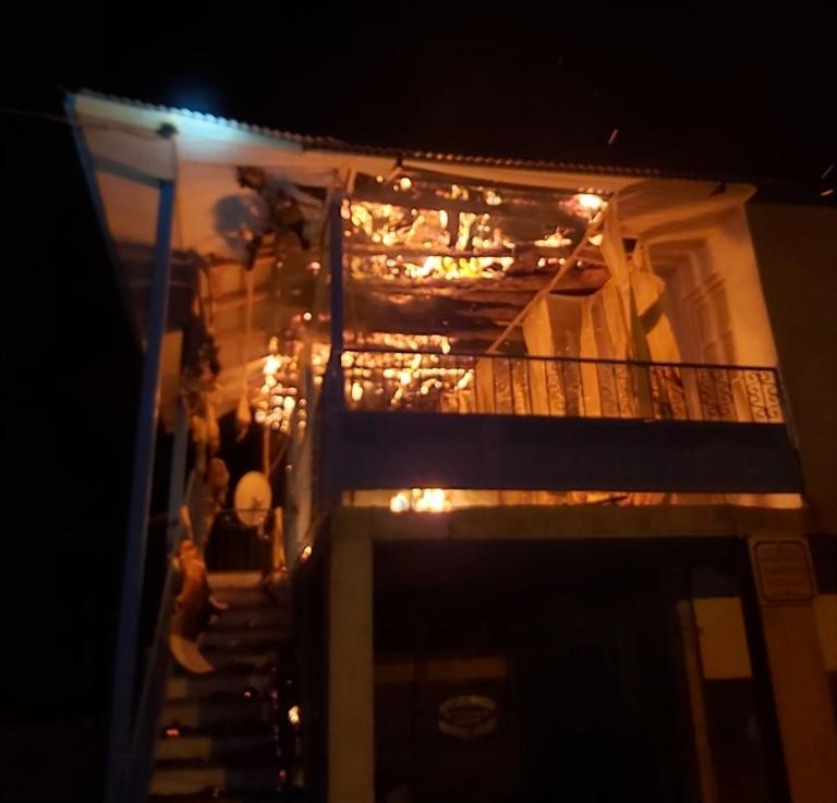 Göksun’da ikamet yangını korkuttu 