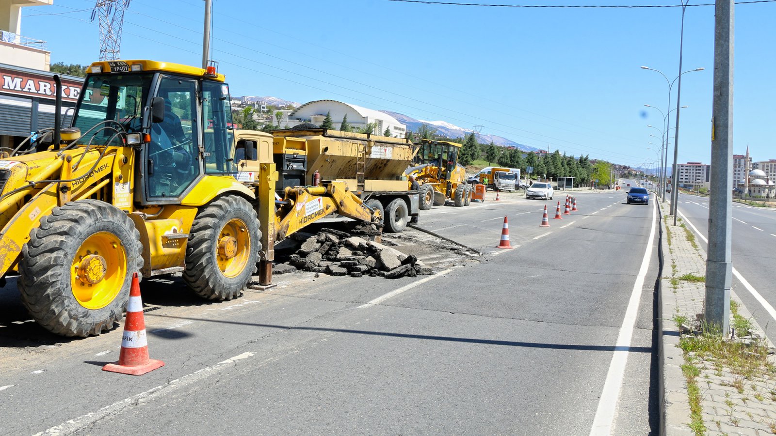 Arterler Büyükşehir’le Yenileniyor