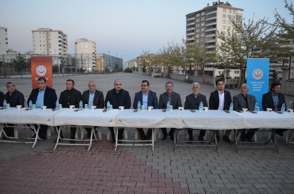 Kervancıoğlu Öğrencilerle İftar Yaptı!