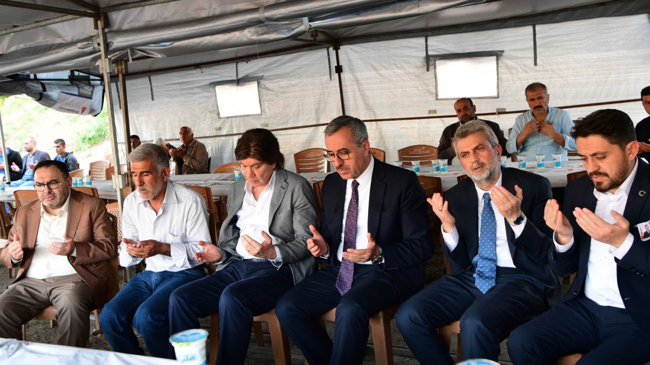 Başkan Güngör'den Şehit Gök'ün Ailesine Taziye Ziyareti