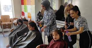 Afşin'de özel öğrencilerin saç tıraşı ve bakımı yapıldı