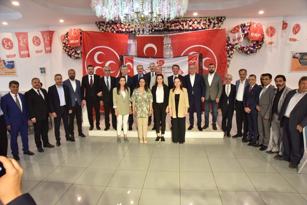 İlçe İlçe Anlatma ve Aydınlatma Toplantısı" düzenlendi