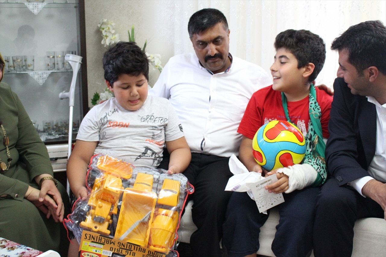 Şehit polisin oğluna doğum günü sürprizi