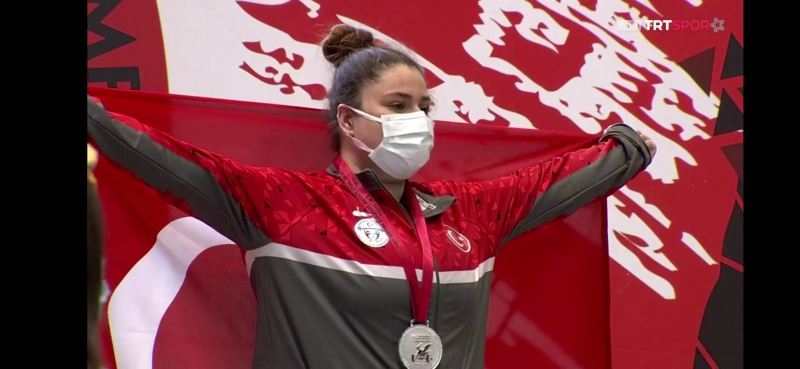 Melike Günal Halterde Avrupa İkincisi Oldu