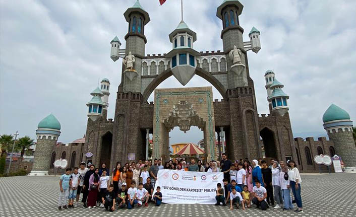 Yetim çocuklar için gezi düzenlendi