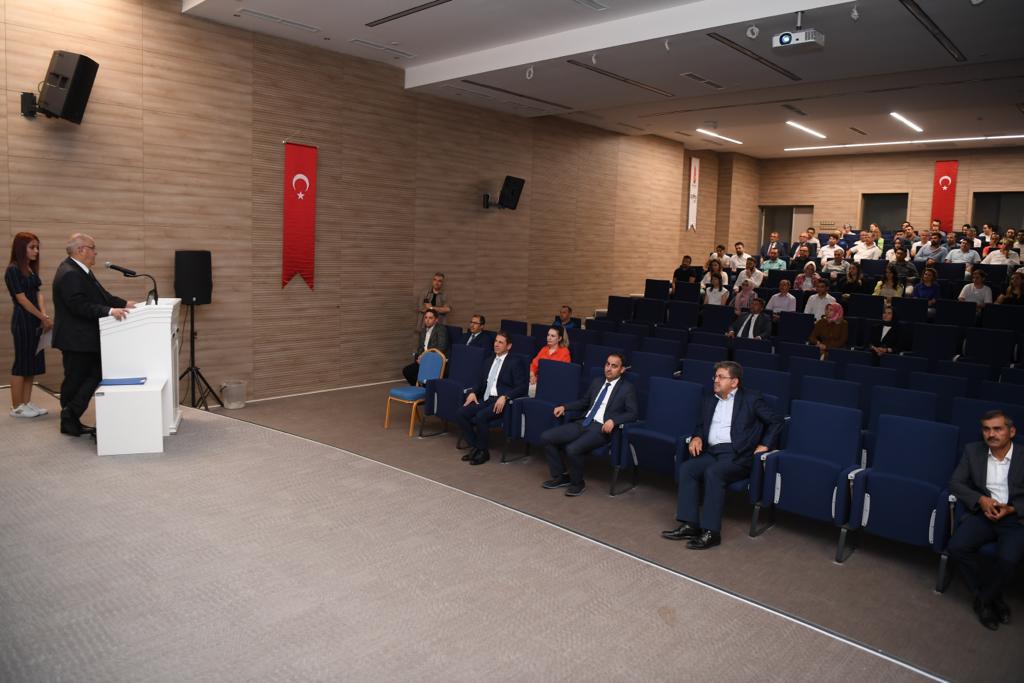 Kadına şiddet, ailenin kutsiyetini bilmemesinden gelir