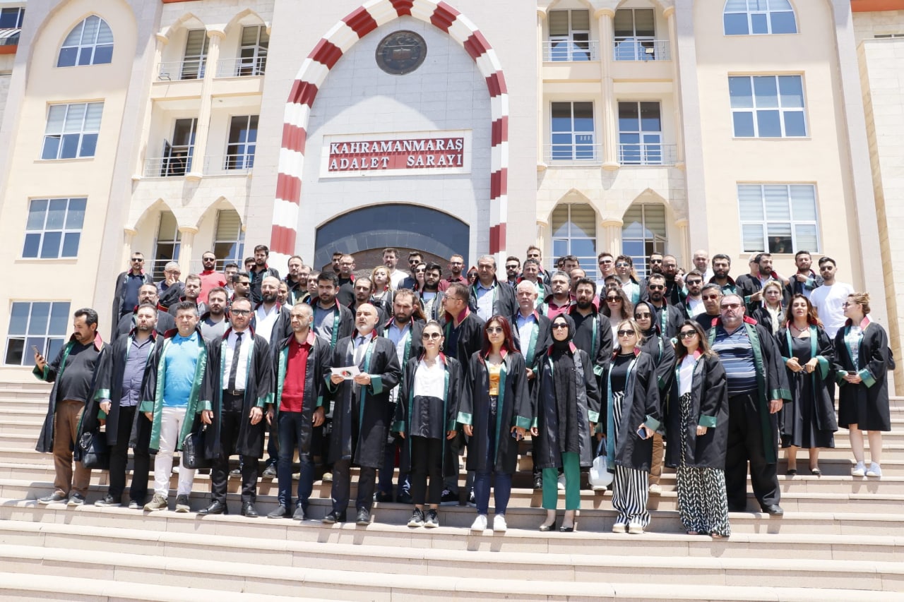 Avukat kimsenin davasının sebebi değildir