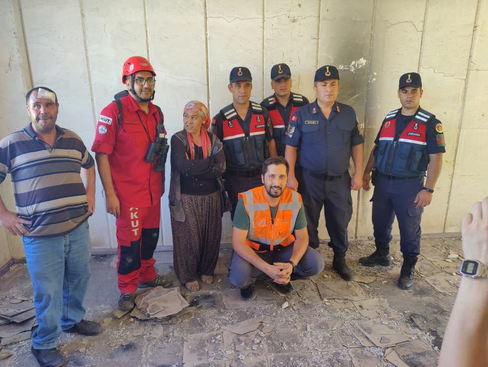 Kayıp zihinsel engelli kadın metruk binada bulundu