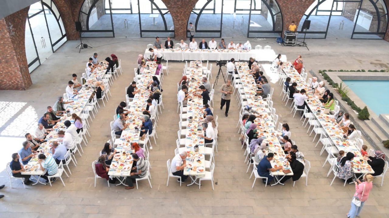 Onikişubat Belediyesi’nden YKS’de dereceye giren öğrencilere ödül!