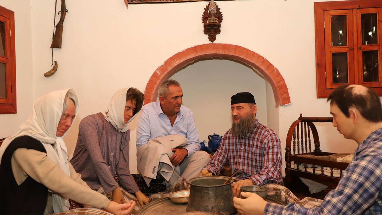 Yavuz Bingöl  Kahramanmaraş’ta Mutfak Müzesi’ni Ziyaret Etti!