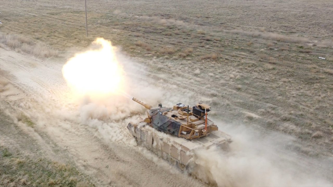 Türk Silahlı Kuvvetlerinin tankları "Volkan" ile vuracak!