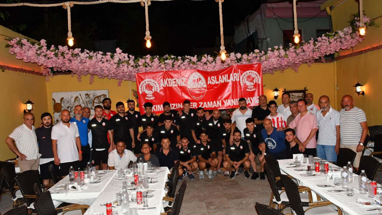 Ege Kahramanmaraş Derneklerinden Kahramanmaraşspora Destek!