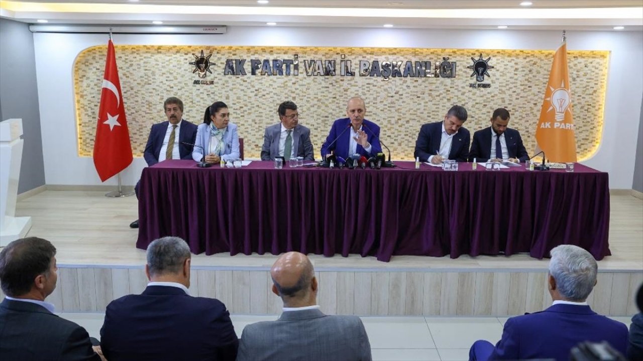 Numan Kurtulmuş: "Adama sormazlar mı Atatürk Osmanlı subayı değil miydi?"