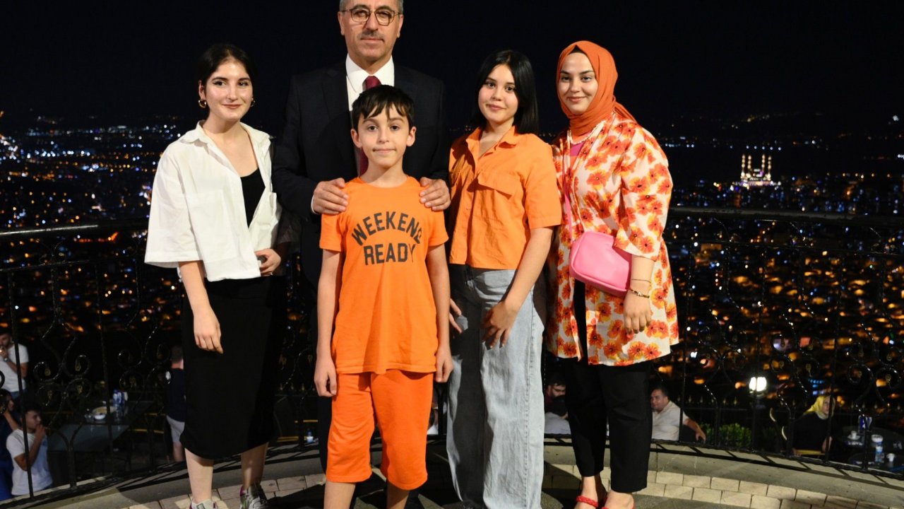 Başkan Güngör, Şairler Tepesi’nde Vatandaşlarla Bir Araya Geldi