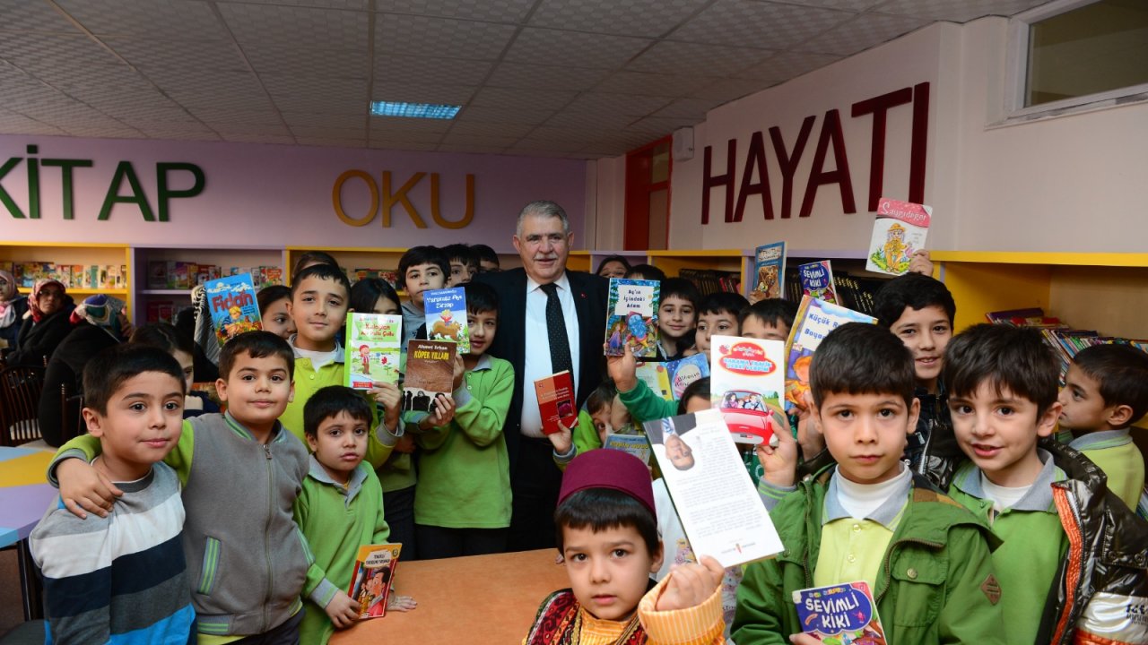 Başkan Mahçiçek; "Tüm imkânlarımızı bu yıl da öğrencilerimize seferber edeceğiz